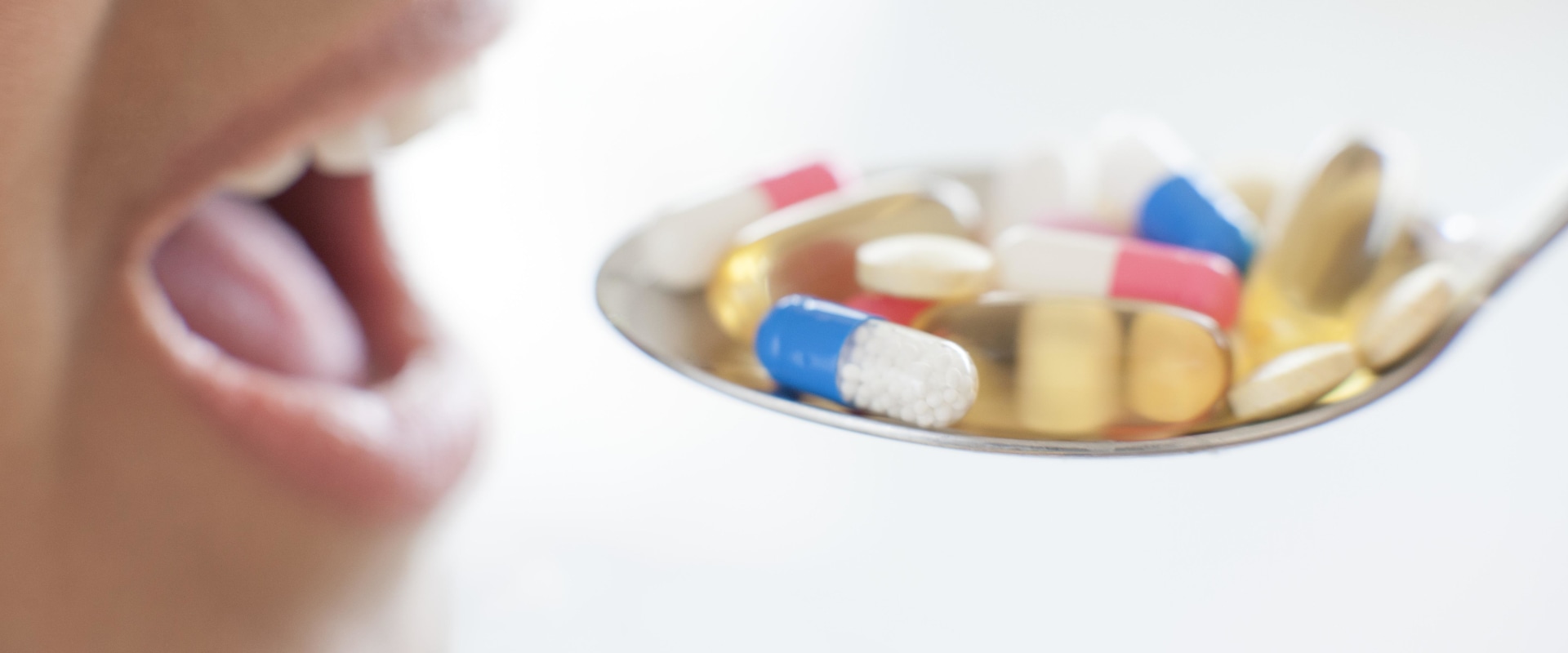 An Overview of Sibutramine: Uses, Benefits, and Risks